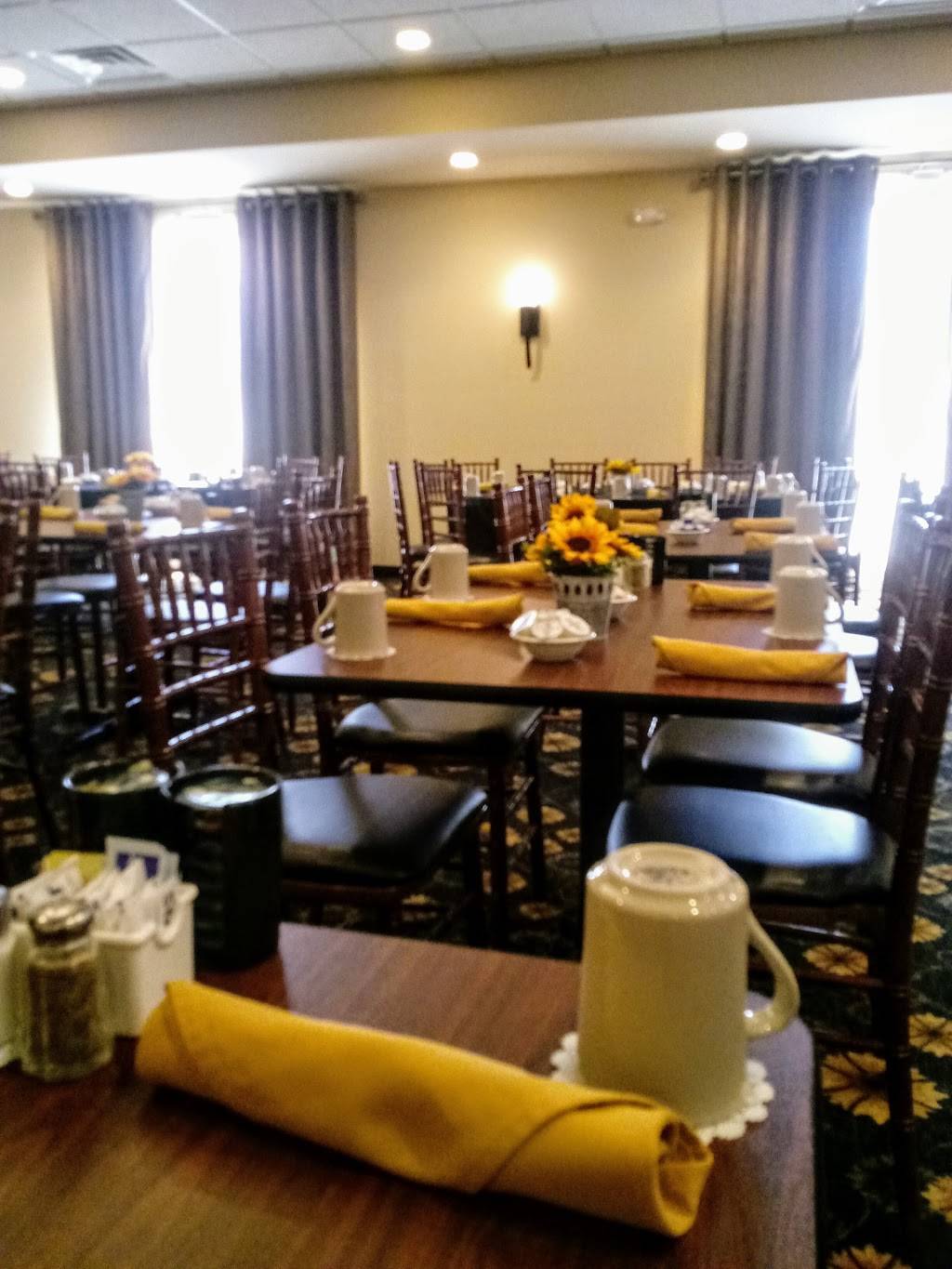 Cafe 31 North | restaurant | 217 Front St Suite A, McHenry, IL 60050, USA | 8156796630 OR +1 815-679-6630