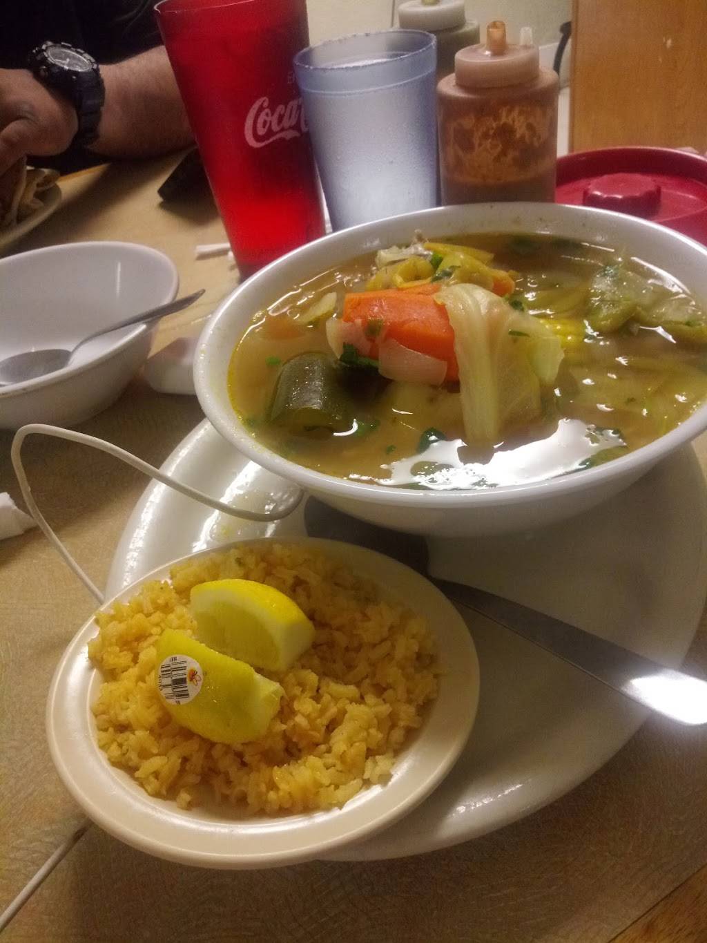 Evas Mexican Restaurant | restaurant | 5103 W Commerce St, San Antonio, TX 78237, USA | 2104320201 OR +1 210-432-0201