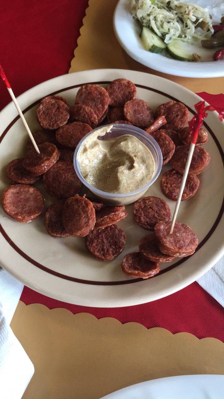 Dreamland Palace German Restaurant | restaurant | 3043 IL-156, Waterloo, IL 62298, USA | 6189399922 OR +1 618-939-9922