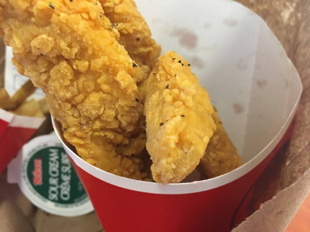 Wendys | restaurant | 2355 Trafalgar Rd Bldg A1, Oakville, ON L6H 6N9, Canada | 9052570071 OR +1 905-257-0071