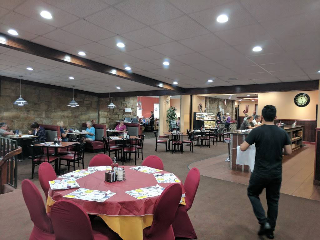 Hagerstown Family Diner | restaurant | 431 Dual Hwy, Hagerstown, MD 21740, USA | 2407076330 OR +1 240-707-6330