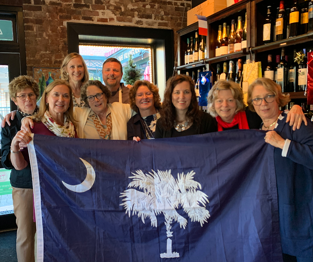 Undiscovered Charleston | restaurant | 40 Archdale St, Charleston, SC 29401, USA | 6158150541 OR +1 615-815-0541