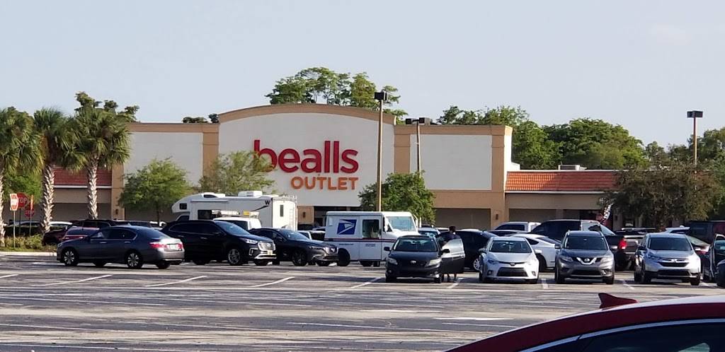 Pine Island | shopping mall | 8800-8900, FL-84, Davie, FL 33324, USA | 5616302300 OR +1 561-630-2300