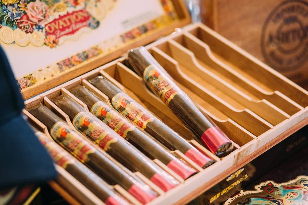 Tobacco Locker Cigar Bar | night club | 17506 Brighton Ave UNIT E, Port Charlotte, FL 33954, USA | 9412558825 OR +1 941-255-8825