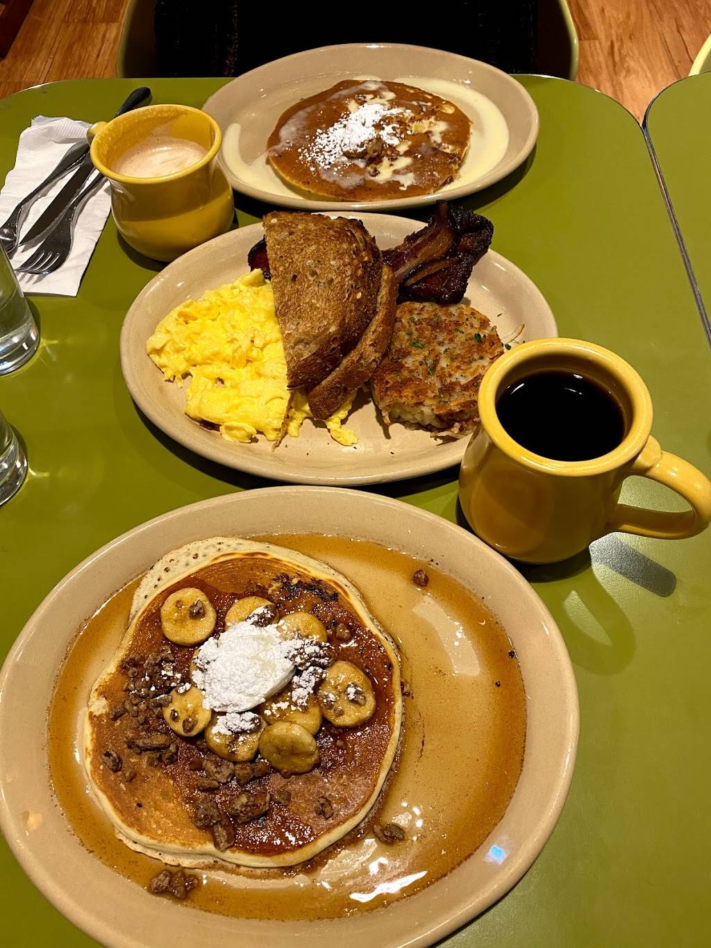 Snooze, an A.M. Eatery | restaurant | 4901 E Ray Rd Suite 120, Phoenix, AZ 85044, USA | 4808937638 OR +1 480-893-7638