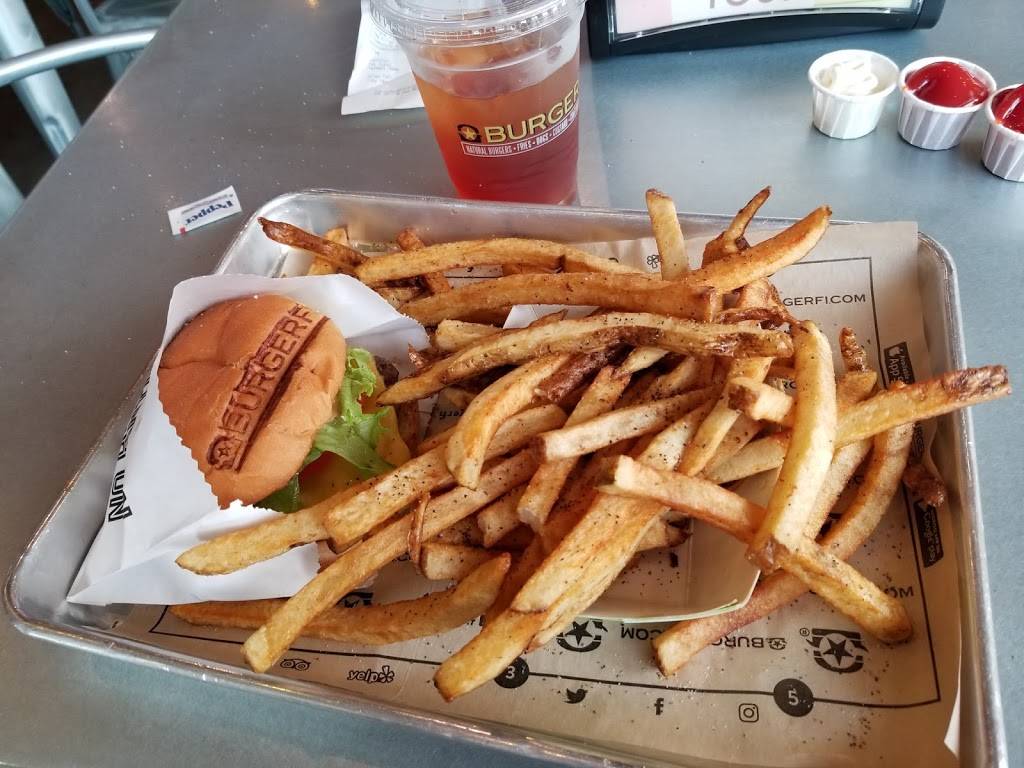 BurgerFi | restaurant | 1608 Village Market Boulevard Southeast Suite 130, Leesburg, VA 20175, USA | 7036693300 OR +1 703-669-3300