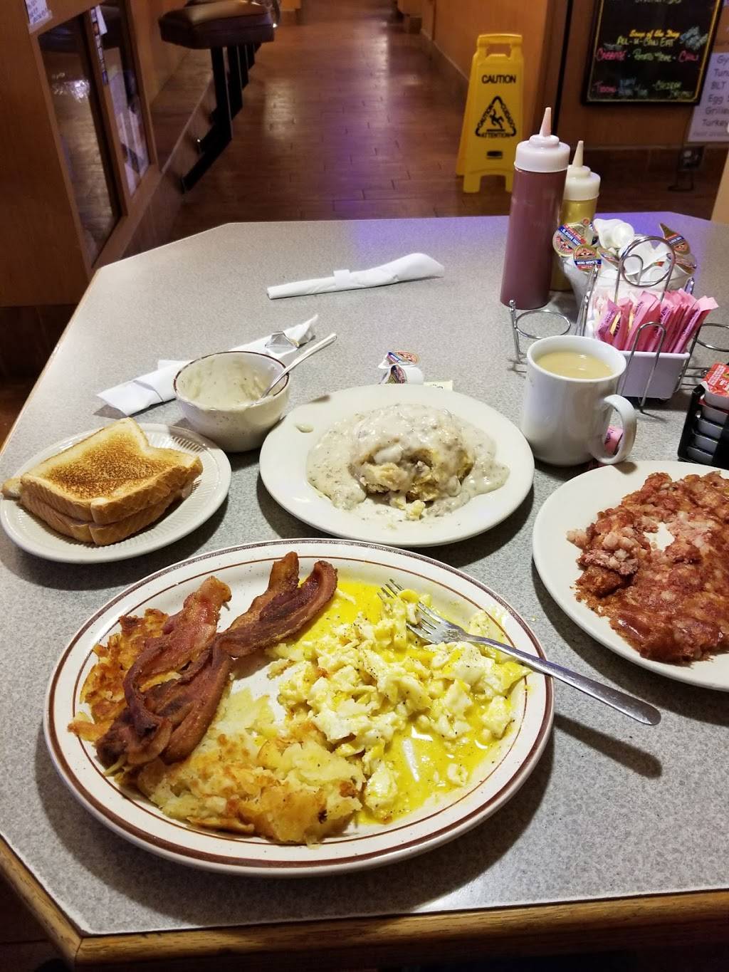 Copperstones of Waterford | restaurant | 4631 Highland Rd, Waterford Twp, MI 48328, USA | 2486743155 OR +1 248-674-3155