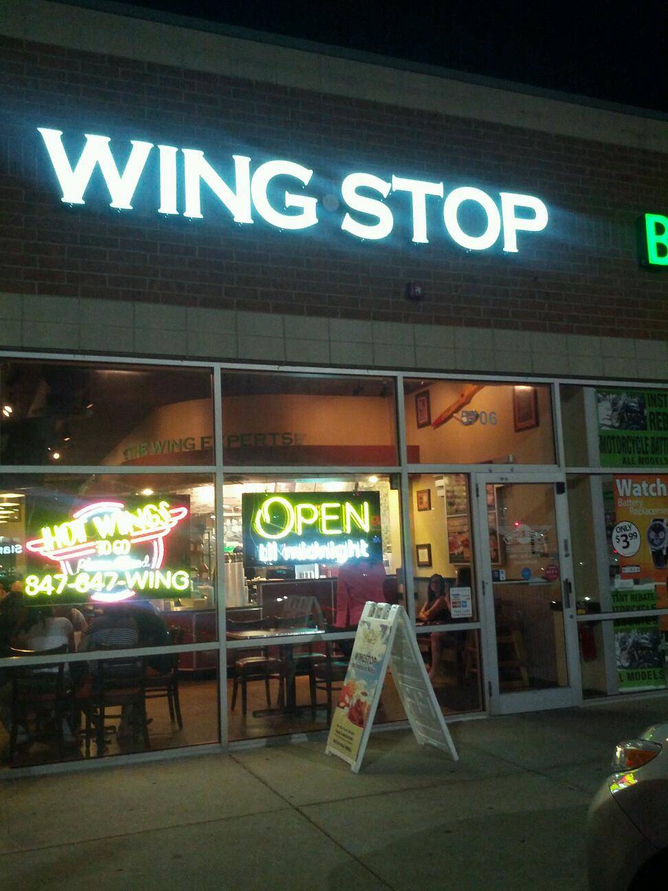 Wingstop | restaurant | 5706 W Touhy Ave, Ste A-2, Niles, IL 60714, USA | 8476479464 OR +1 847-647-9464