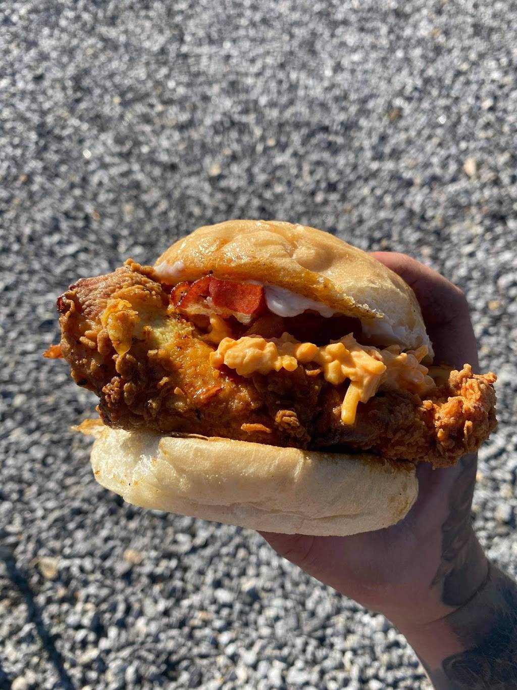 Southern Funk Food Truck | restaurant | 70 Old Pisgah Hwy, Candler, NC 28715, USA | 8287778254 OR +1 828-777-8254