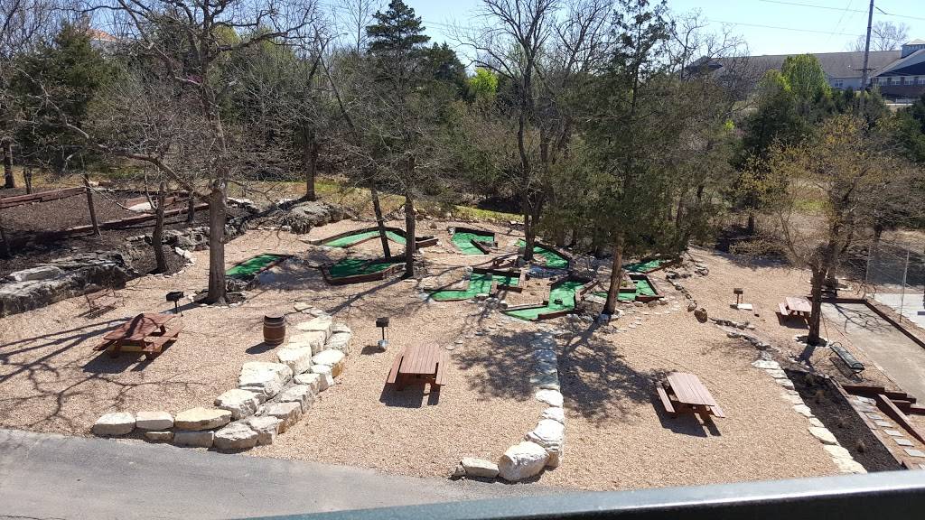 The Park at Foxborough Resort | restaurant | 235 Expressway Ln, Branson, MO 65616, USA | 4173354369 OR +1 417-335-4369