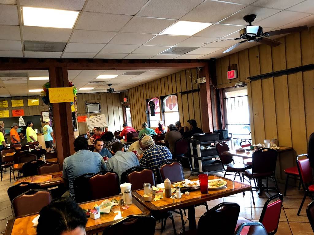 Taqueria Aguascalientes | restaurant | 15409 White Fawn Dr, San Antonio, TX 78255, USA | 2106952922 OR +1 210-695-2922