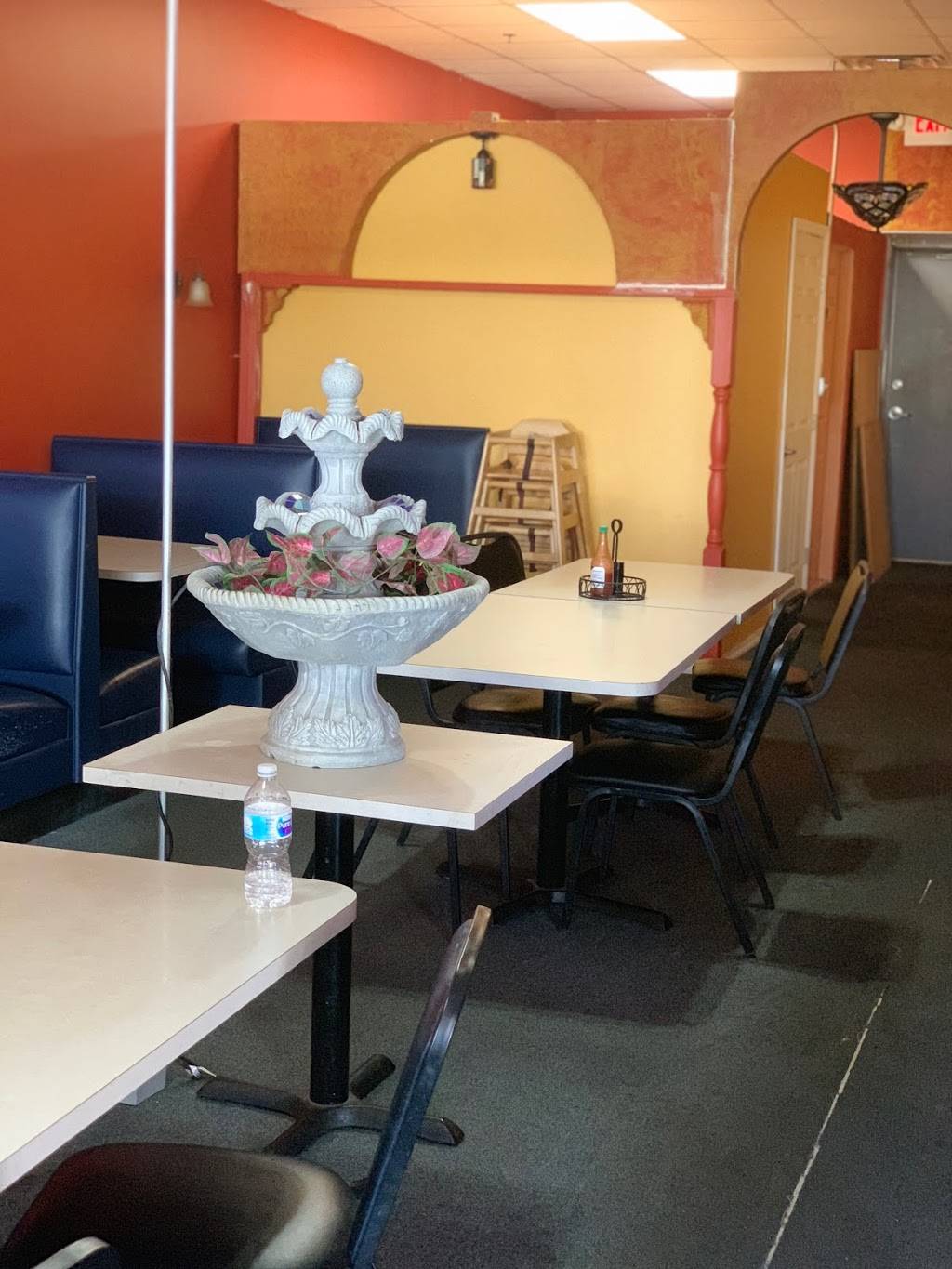 Golden Bakery | restaurant | 12822 N 56th St, Temple Terrace, FL 33617, USA | 8139885856 OR +1 813-988-5856