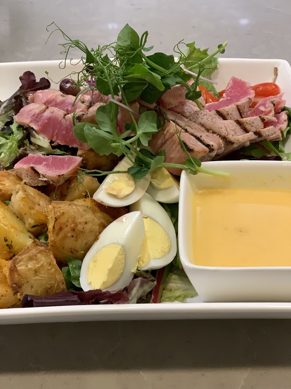 La Pesca Blue | restaurant | 15529 Union Ave, Los Gatos, CA 95032, USA | 4089636111 OR +1 408-963-6111