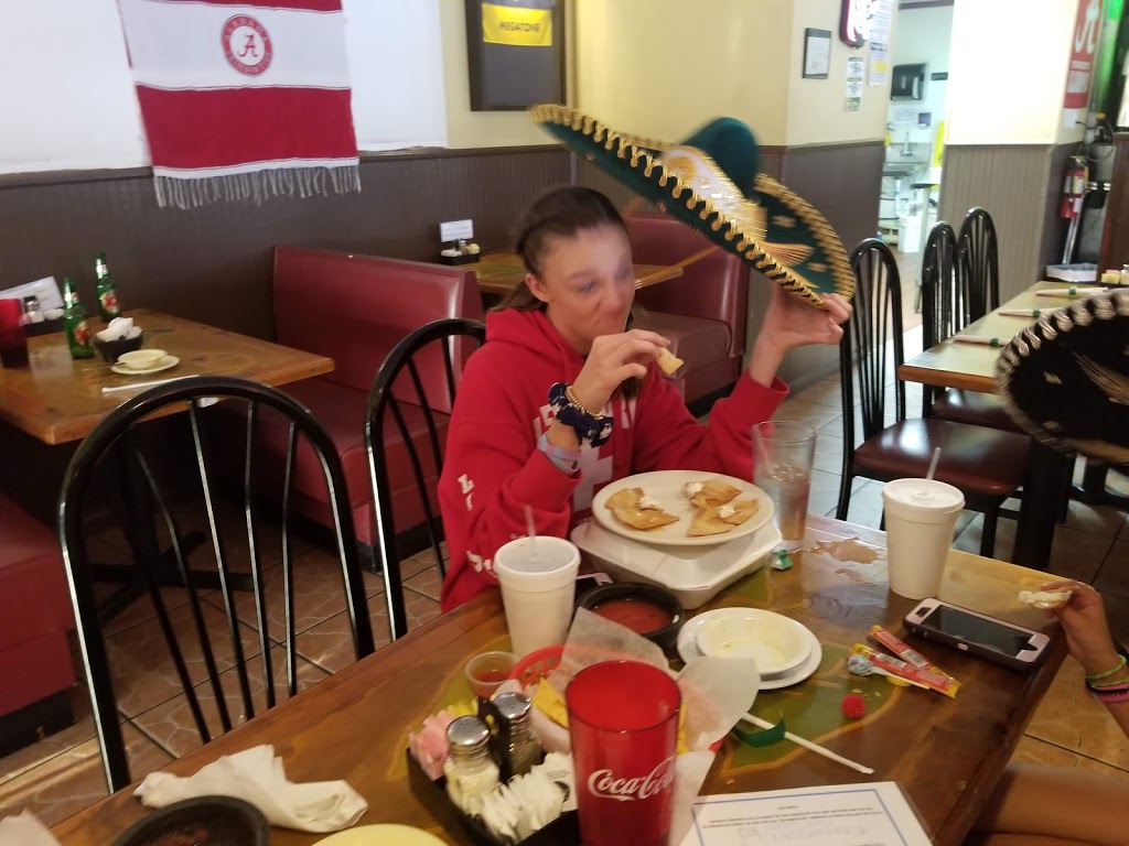 El Jalapeno Mexican Bar and Grill | restaurant | 211 Schillinger Rd N, Mobile, AL 36608, USA | 2516350058 OR +1 251-635-0058