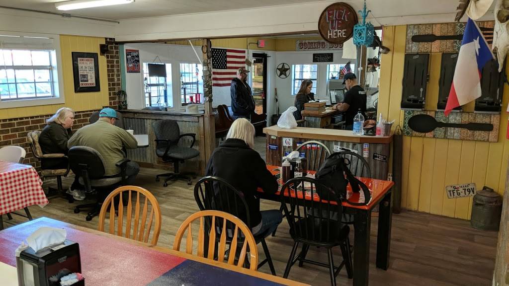 the rusty buckle bbq company | restaurant | 22664 Community Dr, New Caney, TX 77357, USA | 2813540447 OR +1 281-354-0447