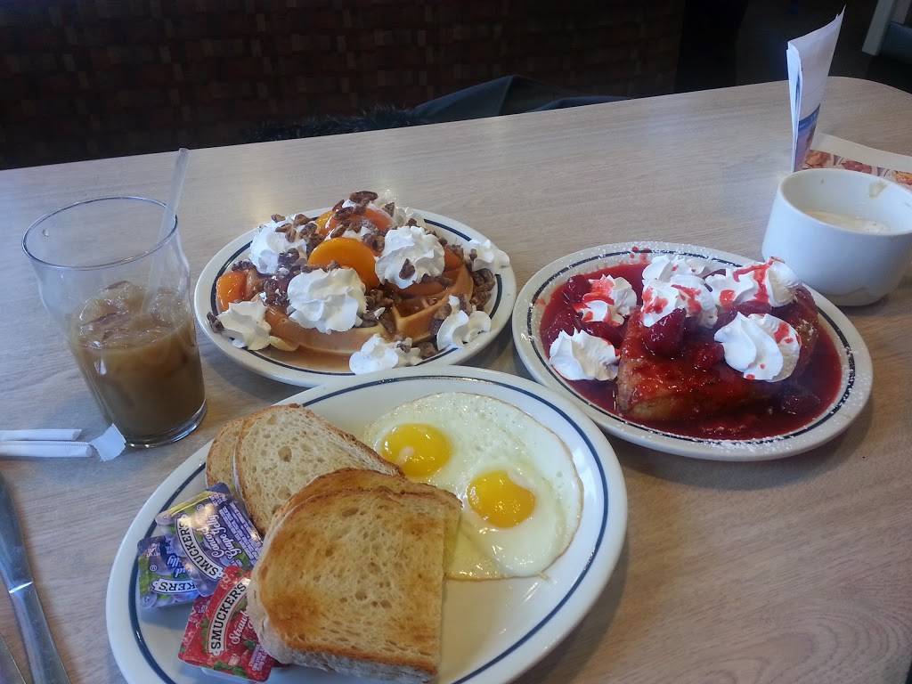 IHOP | bakery | 5012 N Big Hollow Rd, Peoria, IL 61615, USA | 3096898890 OR +1 309-689-8890