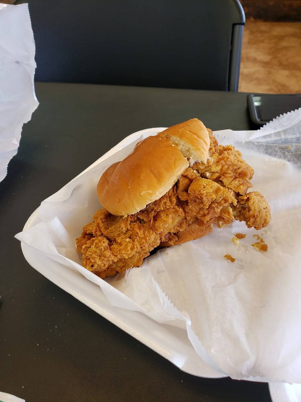 Mobys Fish & Chicken | restaurant | 3356 S University Dr, Miramar, FL 33025, USA | 9544370764 OR +1 954-437-0764