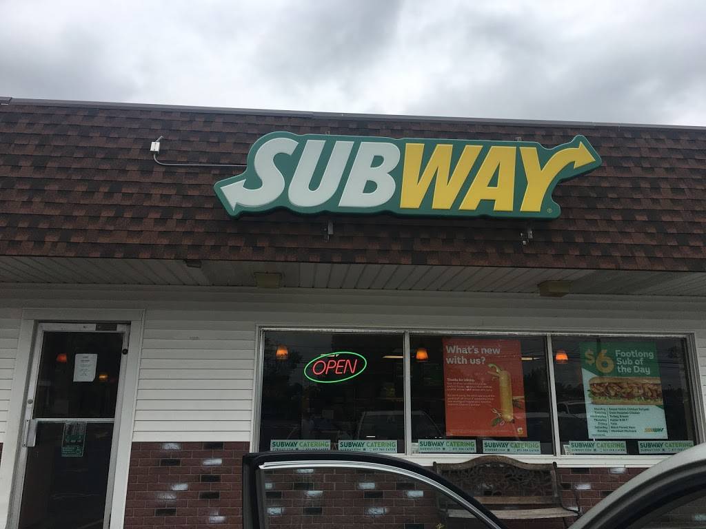Subway | restaurant | 169 Elm St #5E, Enfield, CT 06082, USA | 8607415400 OR +1 860-741-5400