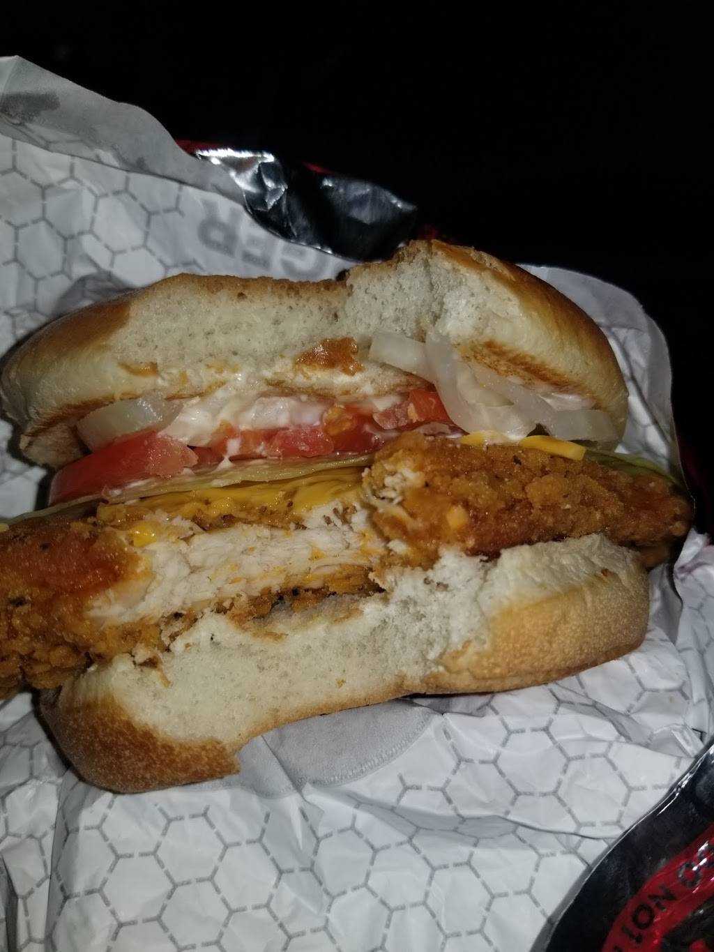 Wendys | restaurant | 17420 Grand River Ave, Detroit, MI 48227, USA | 3138355976 OR +1 313-835-5976