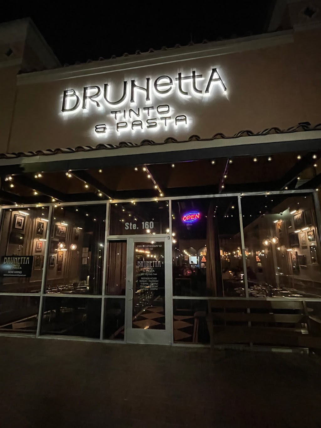 Brunetta Tinto & Pasta | restaurant | 3300 W Expy 83 suite 145, McAllen, TX 78501, USA | 9565407144 OR +1 956-540-7144