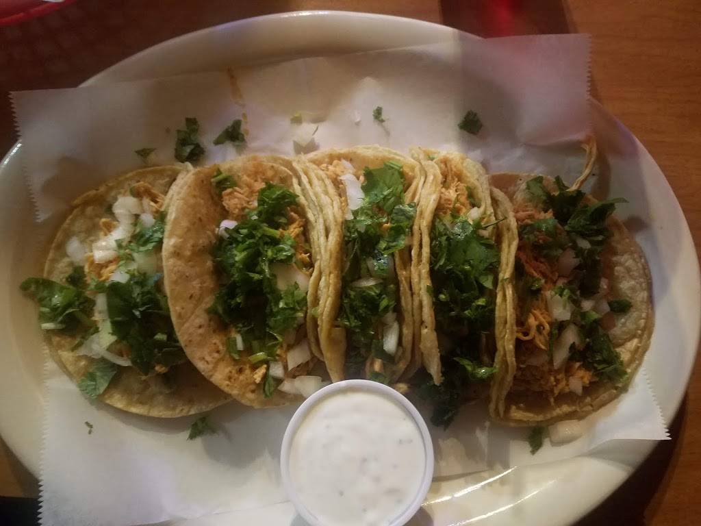 Tampicos mexican grill | restaurant | 901 W 4th St, Mishawaka, IN 46544, USA | 5749312933 OR +1 574-931-2933