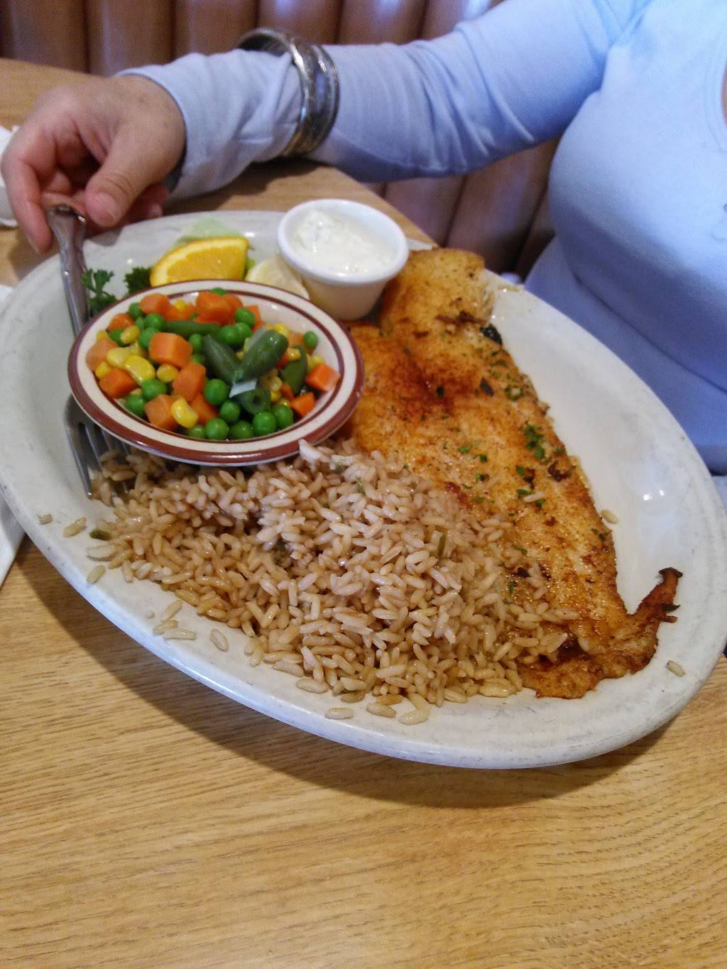 Spires Restaurant | restaurant | 1107, 1935 E Del Amo Blvd, Long Beach, CA 90807, USA | 5624235956 OR +1 562-423-5956