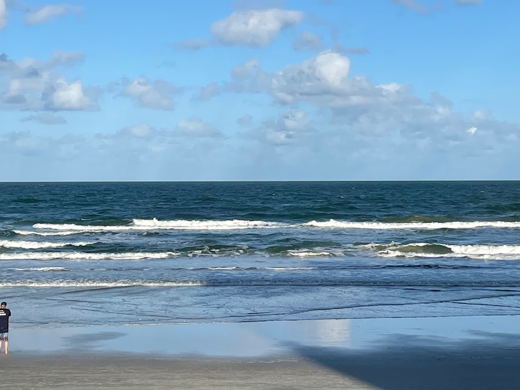 Sea Vista Tiki Bar | restaurant | 1701 S Atlantic Ave, New Smyrna Beach, FL 32169, USA | 3864282210 OR +1 386-428-2210