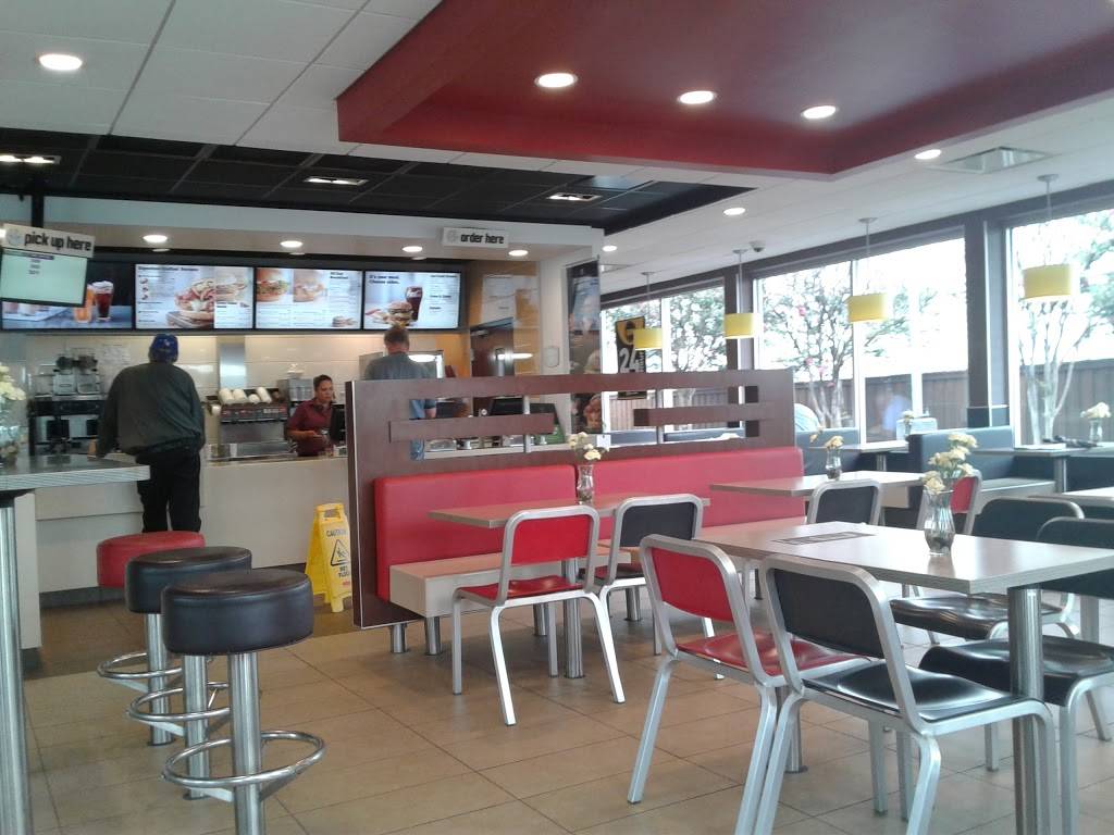 McDonalds | cafe | 2197 W Northwest Hwy, Dallas, TX 75220, USA | 9725561398 OR +1 972-556-1398