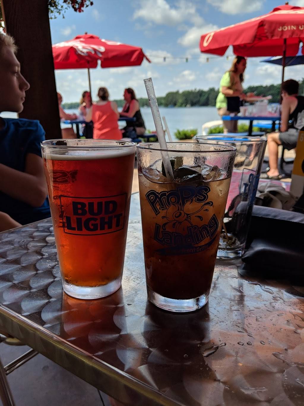 Props Landing Waterfront Grille | restaurant | 9971 N Grand Pines Ln, Hayward, WI 54843, USA | 7159151111 OR +1 715-915-1111