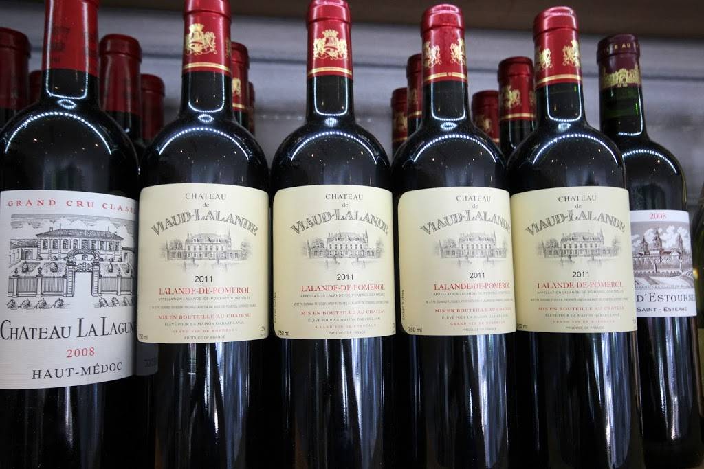 La Terrasse | restaurant | 22 Washington Ave, Miami Beach, FL 33139, USA | 7868990037 OR +1 786-899-0037