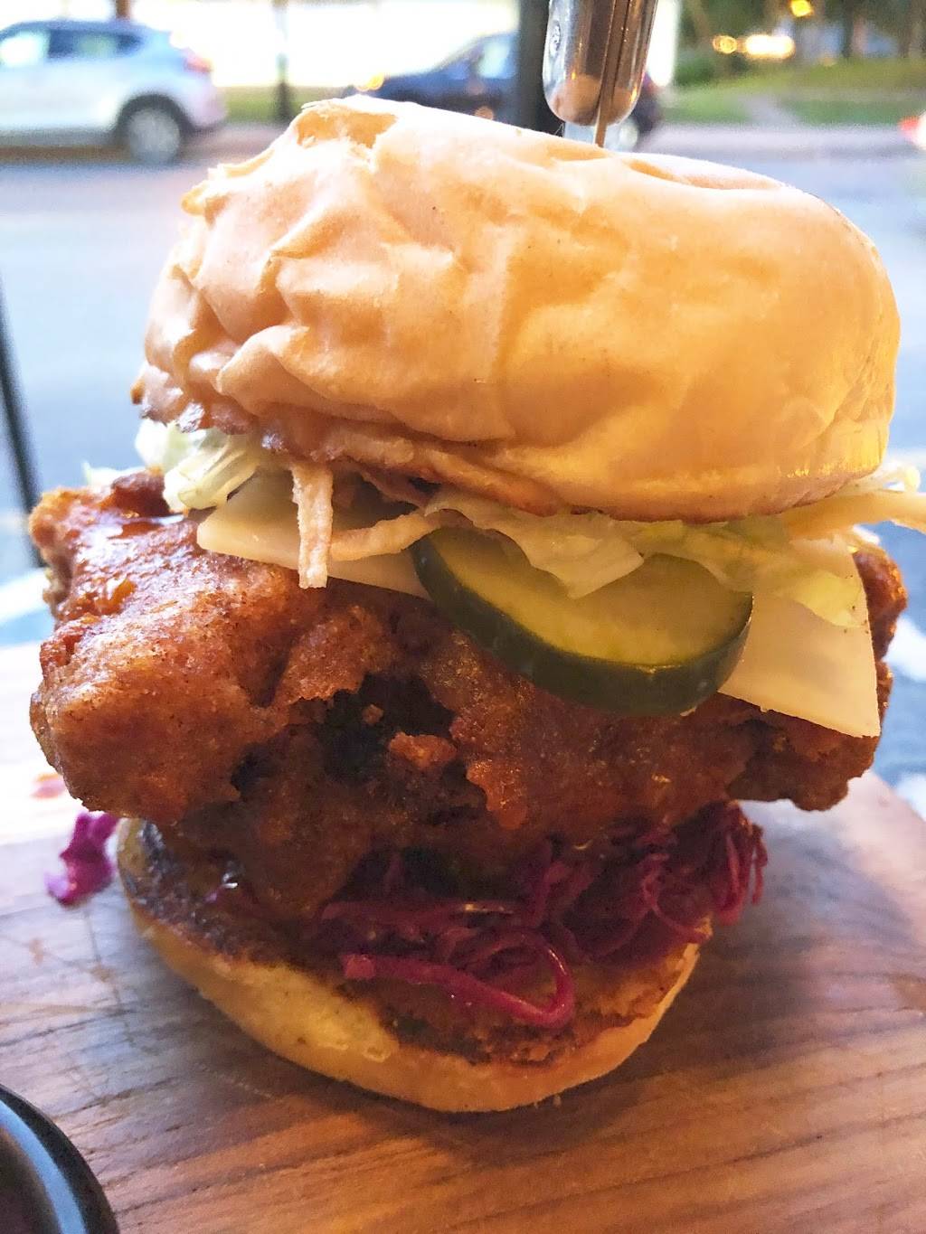 Bird Bar | restaurant | 1800 Rue Notre-Dame Ouest, Montréal, QC H3J 1M5, Canada | 5149384343 OR +1 514-938-4343