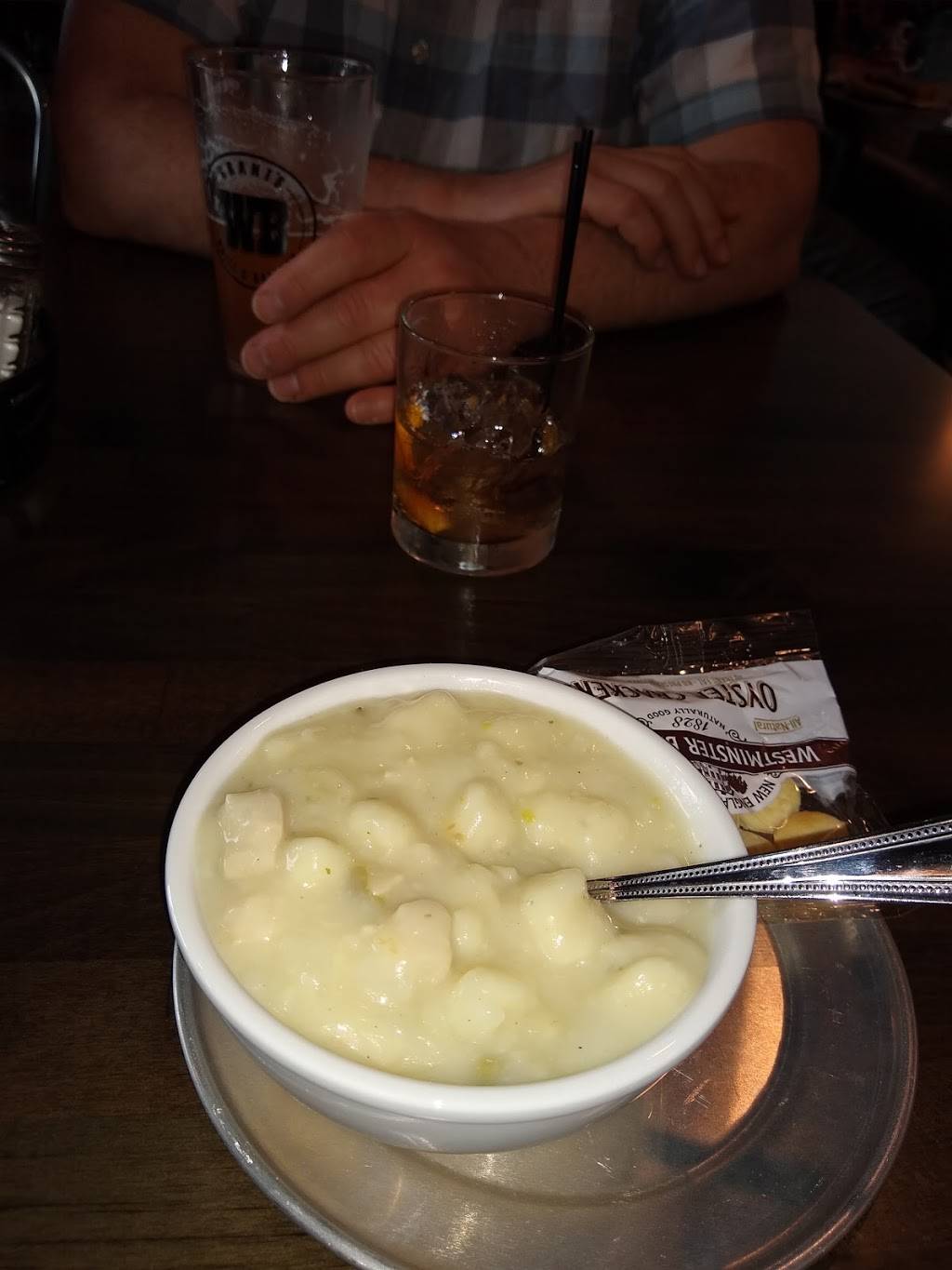 Wonderburger Grill | restaurant | 3333 W 111th St, Chicago, IL 60655, USA | 7732387200 OR +1 773-238-7200