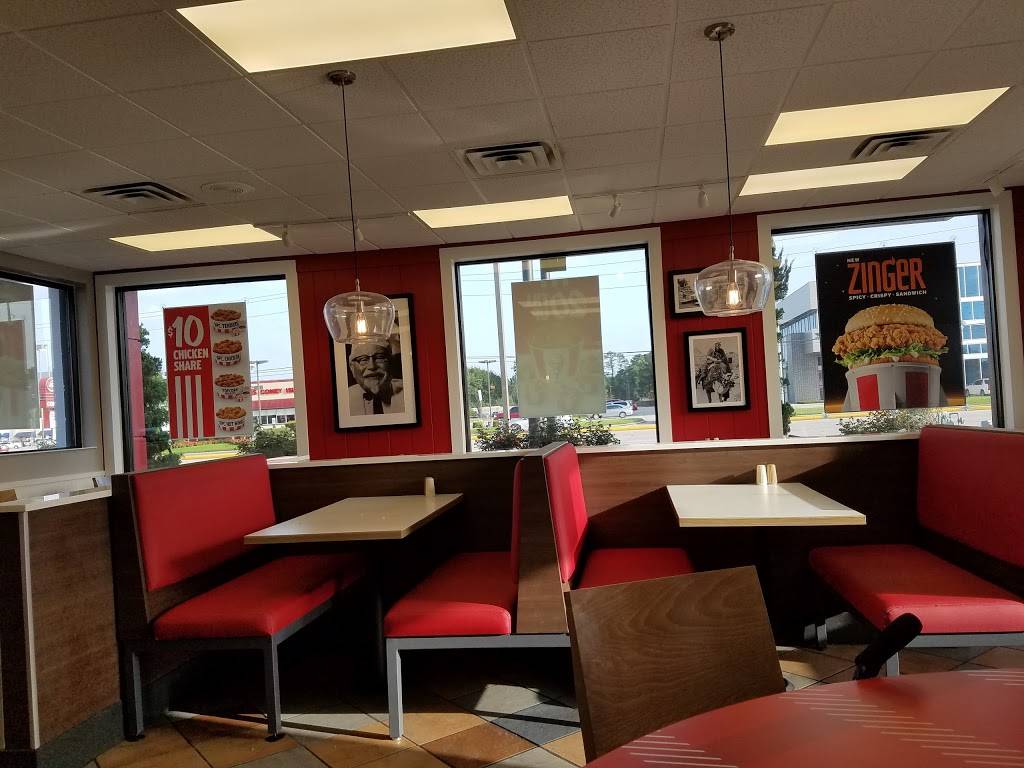 KFC | restaurant | 630 Sawdust Rd, The Woodlands, TX 77380, USA | 2813633922 OR +1 281-363-3922