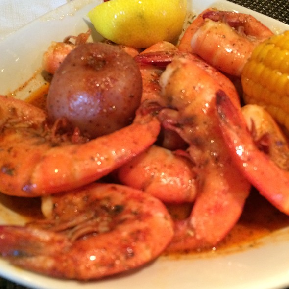 HotHeads Crawfish | restaurant | 910 Versailles Blvd, Alexandria, LA 71303, USA | 3186644884 OR +1 318-664-4884