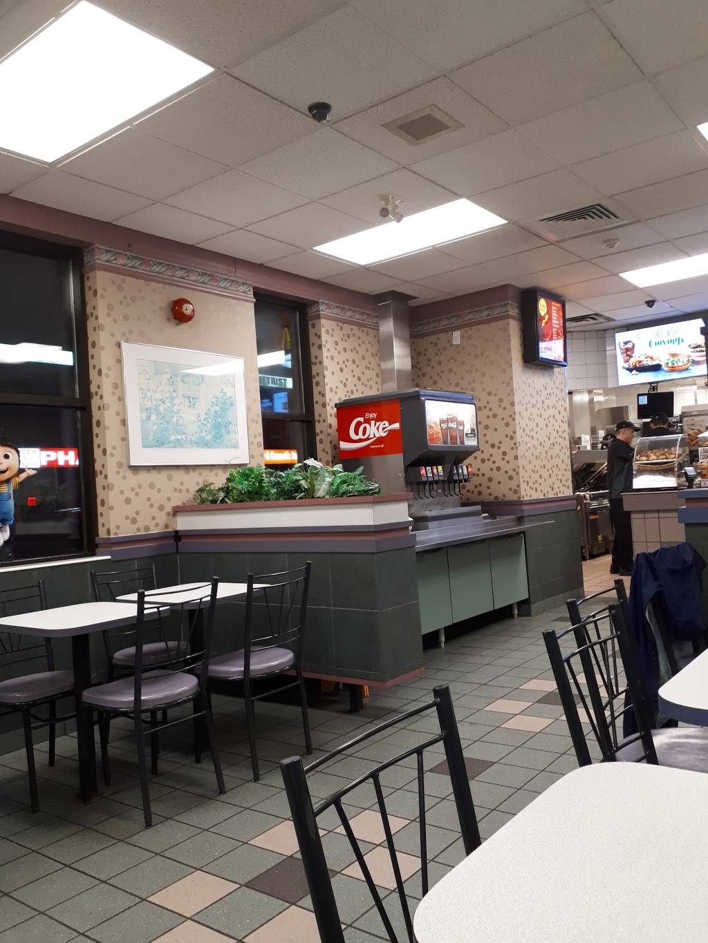 McDonalds | cafe | 13233 Yonge St, Richmond Hill, ON L4E 3L2, Canada | 9057736777 OR +1 905-773-6777