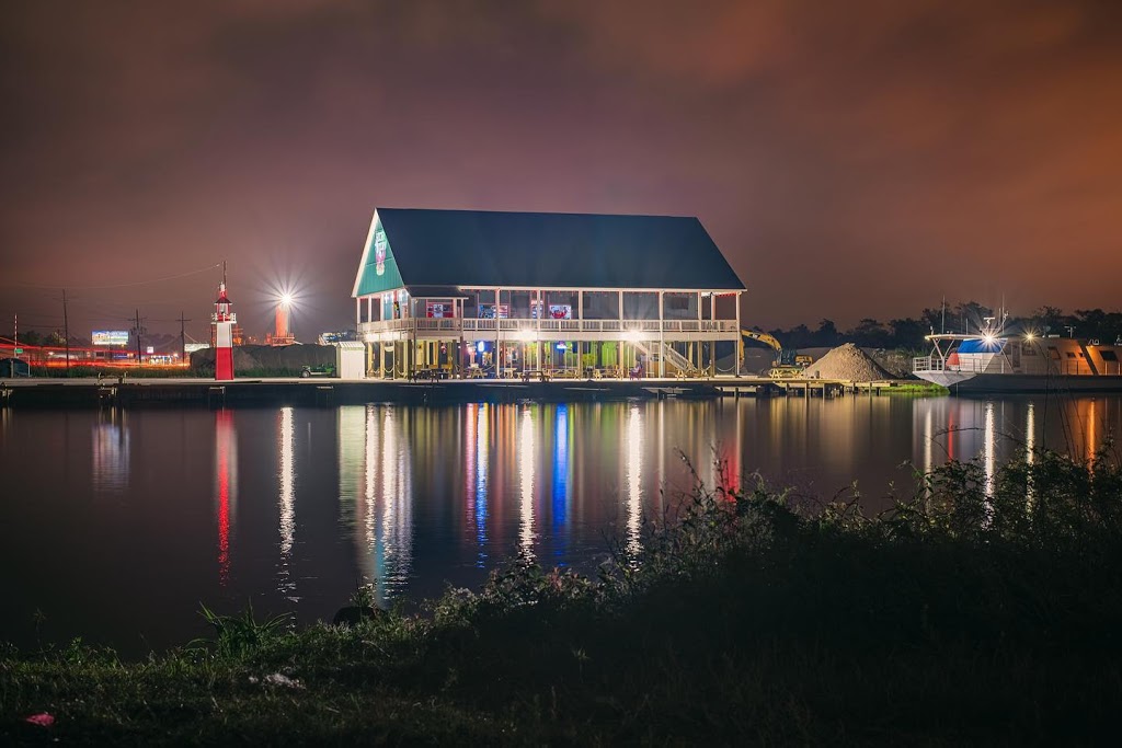 High Tides | restaurant | 3109 Texas Ave, Bridge City, TX 77611, USA | 4097925001 OR +1 409-792-5001