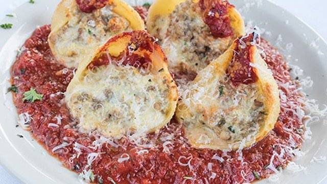 Cardones Restaurant & Bar | restaurant | 377 W Main St, Westerville, OH 43081, USA | 6143922267 OR +1 614-392-2267