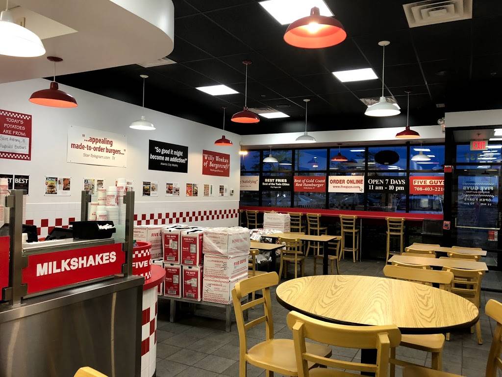 Five Guys | meal takeaway | 15837 South La Grange Road, Orland Park, IL 60462, USA | 7084032210 OR +1 708-403-2210
