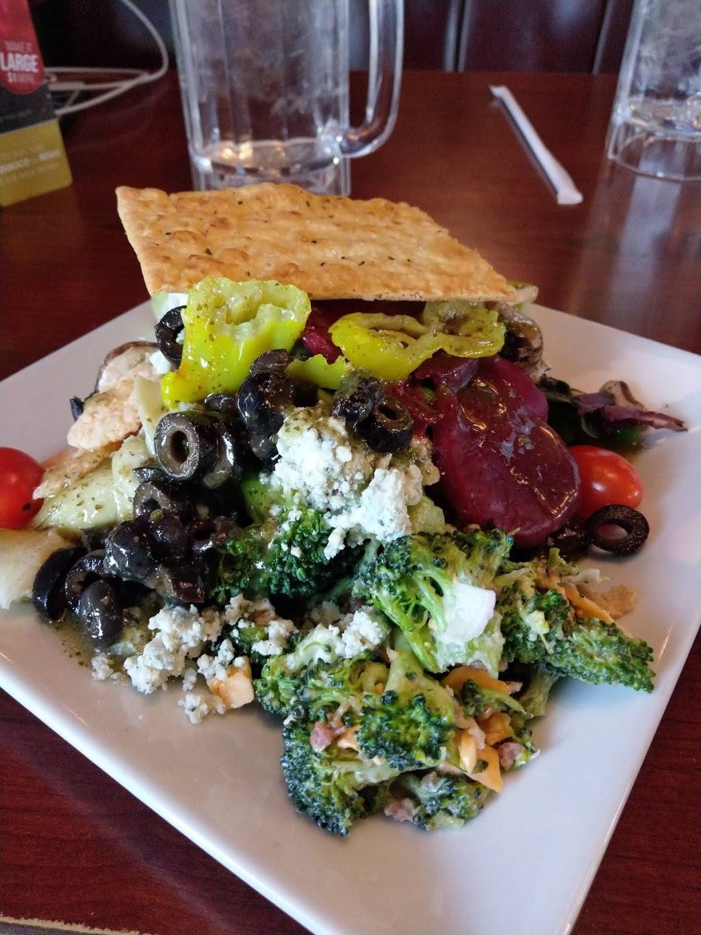 Ruby Tuesday | restaurant | 101 Ella Grasso Turnpike, Windsor Locks, CT 06096, USA | 8606275906 OR +1 860-627-5906