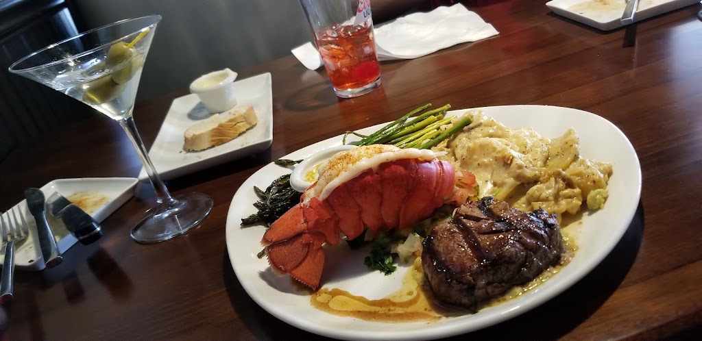 Patinis Grill | restaurant | 27008 102nd Ave NW, Stanwood, WA 98292, USA | 3605722981 OR +1 360-572-2981