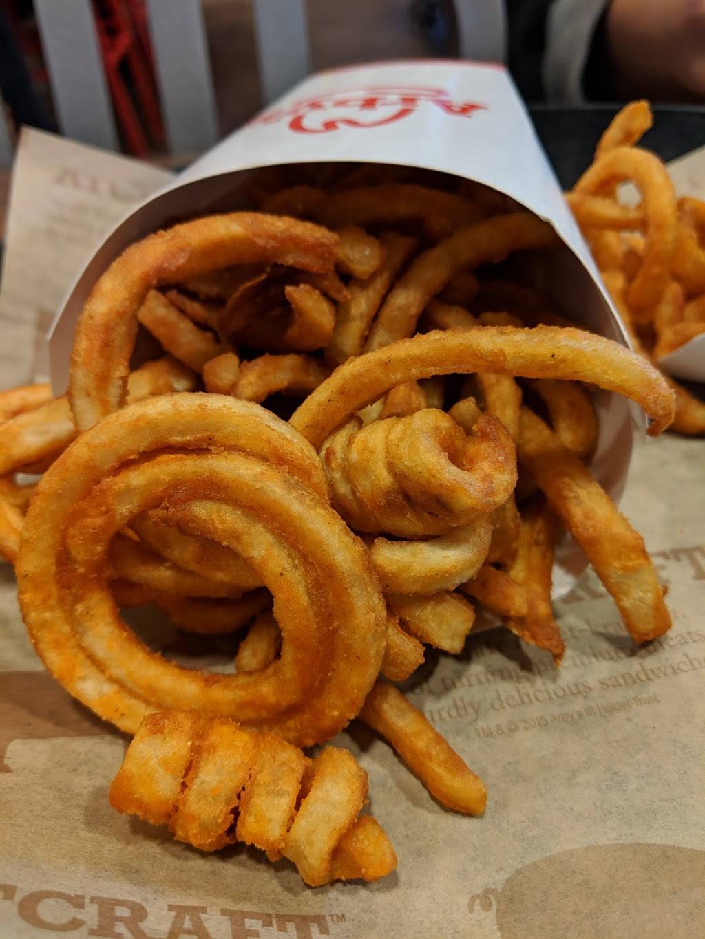 Arbys | restaurant | 30403 N, Woodward Ave, Royal Oak, MI 48073, USA | 2482886191 OR +1 248-288-6191