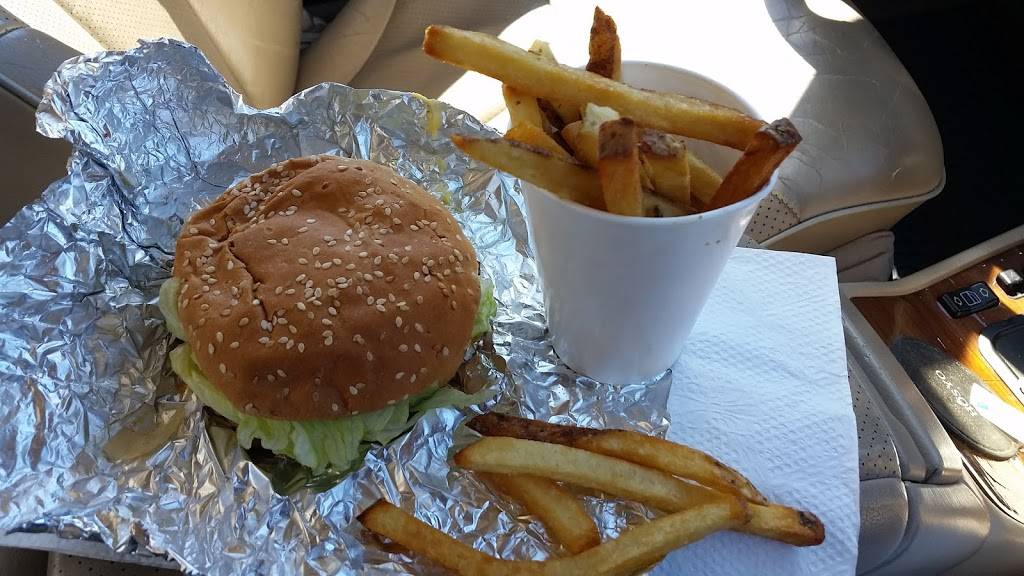 Five Guys | meal takeaway | 775 Cochrane Rd, Morgan Hill, CA 95037, USA | 4087769800 OR +1 408-776-9800