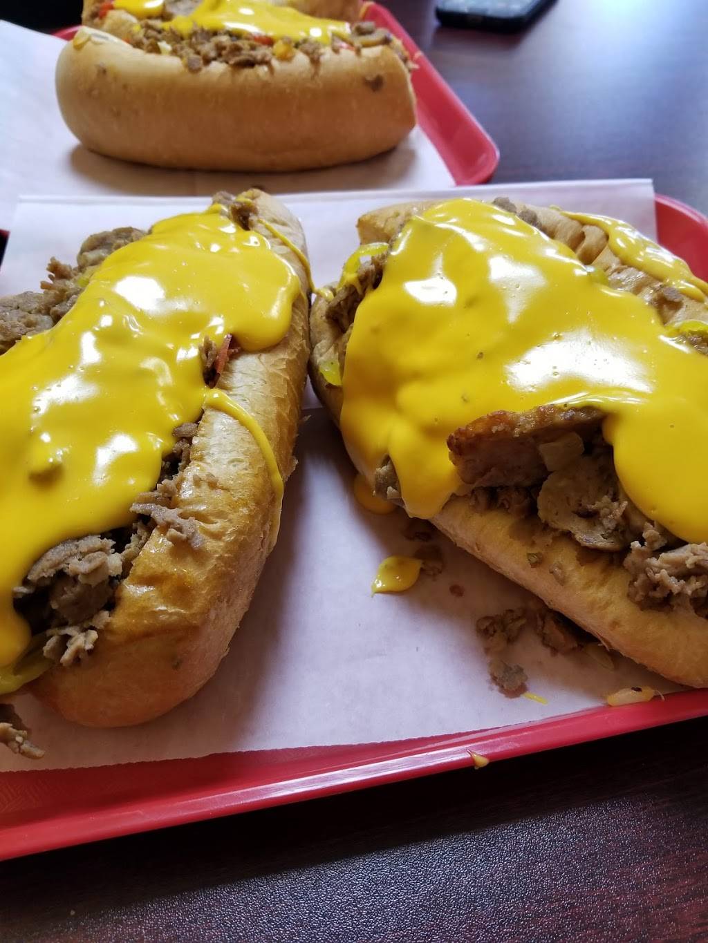 Barrys Cheese Steaks & More | restaurant | 7502 Preston Hwy, Louisville, KY 40219, USA | 5028832874 OR +1 502-883-2874