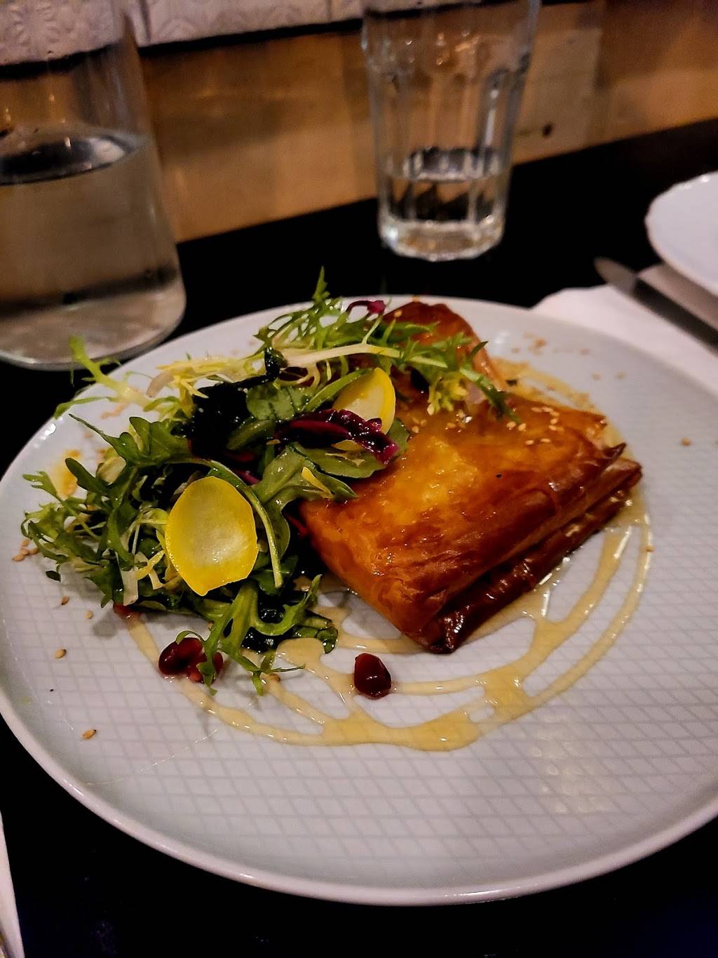 Stina Pizzeria | restaurant | 1705 Snyder Ave, Philadelphia, PA 19145, USA | 2153373455 OR +1 215-337-3455