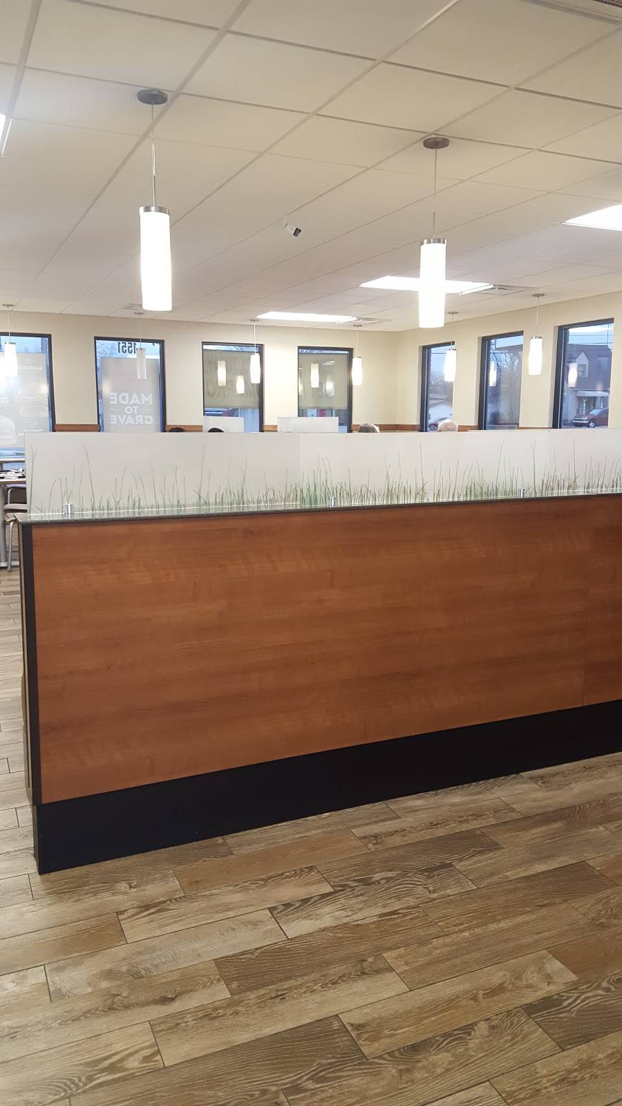 Wendys | restaurant | 1551 E Wabash St, Frankfort, IN 46041, USA | 7656592811 OR +1 765-659-2811