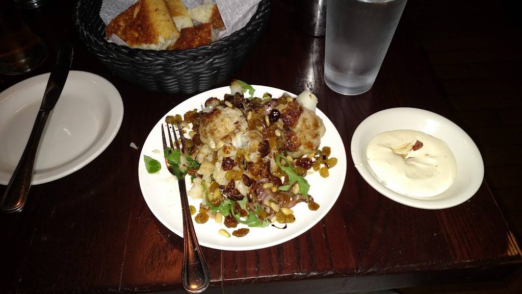 Tates Italian Kitchen | restaurant | 64 Brown St, North Kingstown, RI 02852, USA | 4012940000 OR +1 401-294-0000