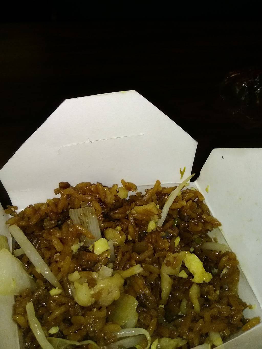 Quik Wok | restaurant | 10665 St Charles Rock Rd, St Ann, MO 63074, USA | 3144267711 OR +1 314-426-7711