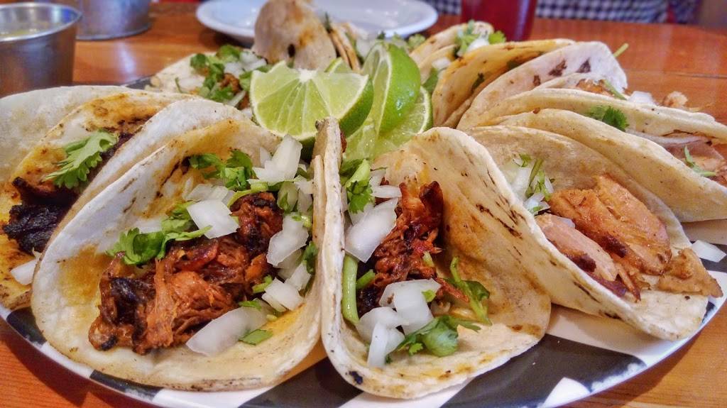 Mr. Azteca | restaurant | 7349 Rue St-Hubert, Montréal, QC H2R 2N4, Canada | 4383873876 OR +1 438-387-3876