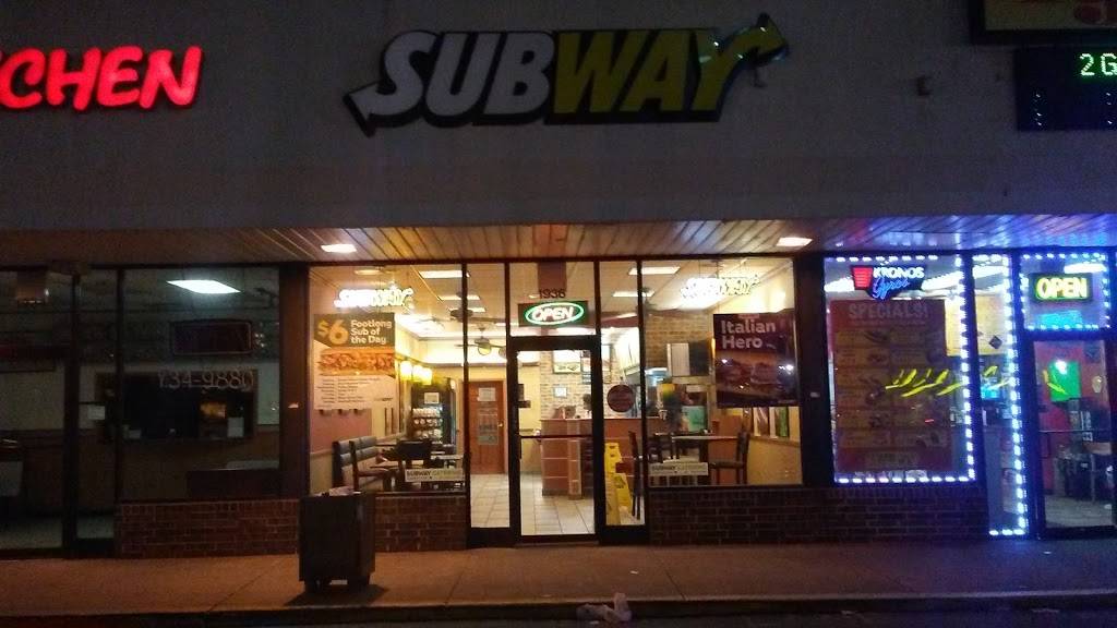 Subway Restaurants | restaurant | 1936 E 95th St, Chicago, IL 60617, USA | 7733569870 OR +1 773-356-9870