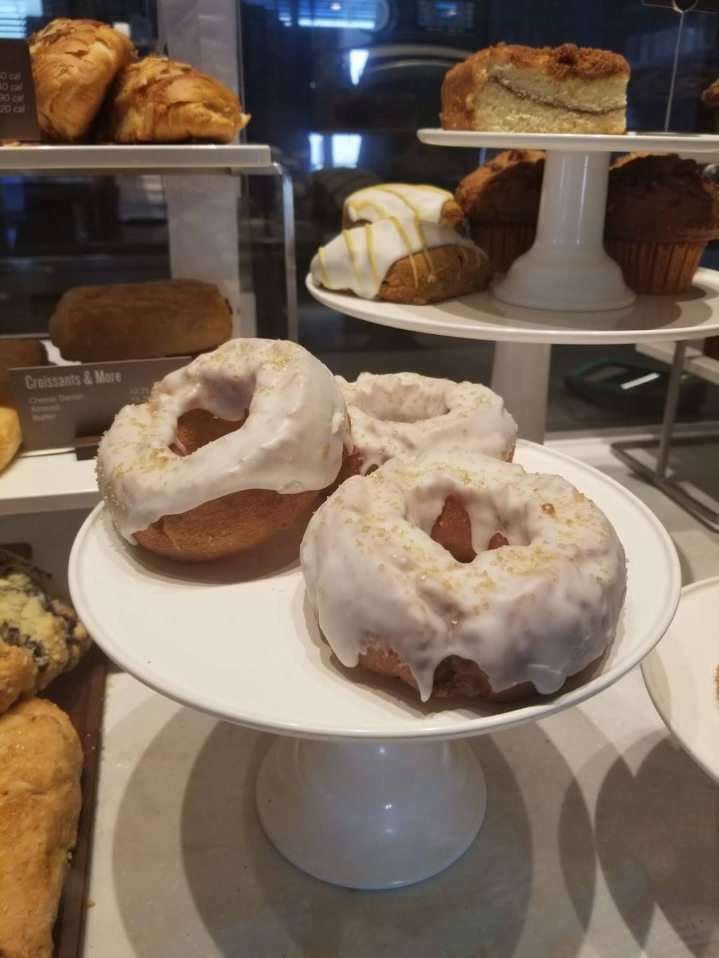 Starbucks | cafe | 8201 Lakeview Pkwy, Rowlett, TX 75088, USA | 2146074900 OR +1 214-607-4900